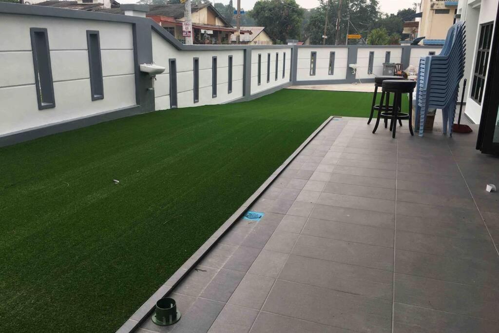 22Pax :Taman Pelangi Party House Nearby Midvelly Βίλα Τζόχορ Μπάχρου Εξωτερικό φωτογραφία